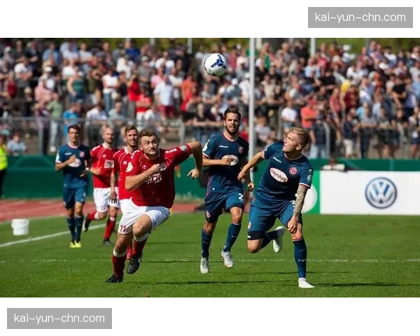 汉堡主场1-1战平奥格斯堡，两队各取一分